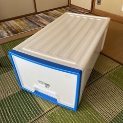 衣装ケース①