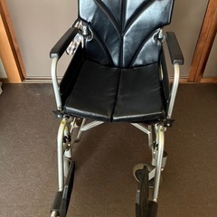 折りたたみ車椅子