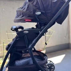 ベビーカー  アップリカ  ストライプ  モノトーン  ベビーグッズ