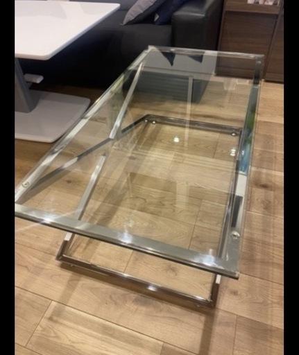 ガラステーブル