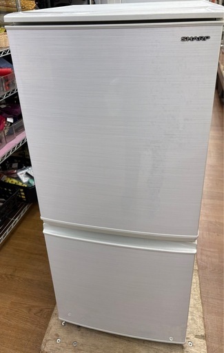 ☆ドリーム荒牧店☆ジモティー割引有☆【クリーニング済み】 ｼｬｰﾌﾟ/2ﾄﾞｱ冷蔵庫/SJ-D14-W/137L/2020