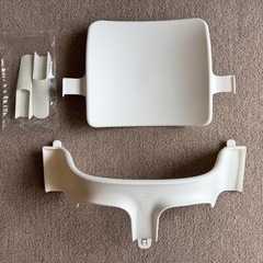 【新品・未使用】ストッケ トリップトラップ ベビーセット（ホワイ...