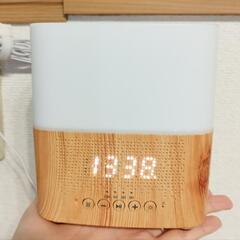 iieco 多機能 卓上アロマディフューザー bluetooth スピーカー 目覚まし時計 ルームライト 超音波式 静音 加湿器の画像
