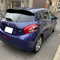 ご成約しました　短期出品　特別価格　美車　コミコミ価格　平成27年　プジョー208　プレミアム　車検有　低走行の画像
