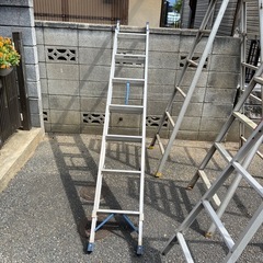 脚立いろいろ７尺２段ハシゴの画像