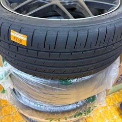 値下げ‼️きれいなLEONIS‼️225/45R18 91V タイヤも溝有り！の画像