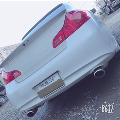 V36スカイライン セダン 4駆 