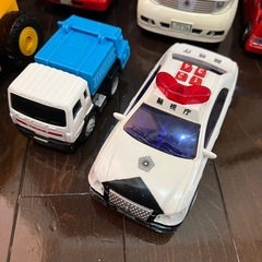 光るトイコー(Toyco)サウンド&フリクション ク
白バイ＆白バイ隊員！！他7台セット。詳細あり。の画像