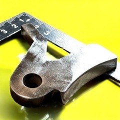 ニッピで合致するかは分かりませんが、ドイツ製革漉機の刃です。【ジ...