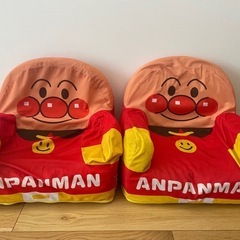 アンパンマン　チェア　左のみ　右は売り切れ