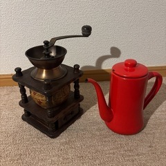 手動式コーヒーミル➕月兎印琺瑯スリムポット1.2L