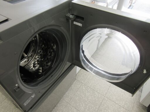 0514Z Panasonicドラム式洗濯乾燥機 右開き NA-VG2400R (楽々