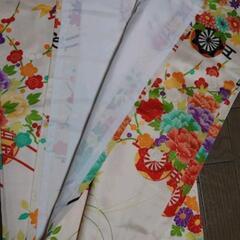 最終値下げ！USED、振袖、花車文、金彩の画像