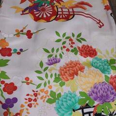 最終値下げ！USED、振袖、花車文、金彩の画像