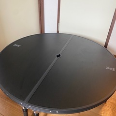 dod ワンポールテント 丸テーブルの画像