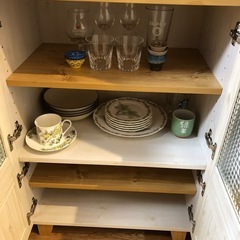 【引取先決まりました】ミニ食器棚 ナチュラルカラー カフェ風の画像