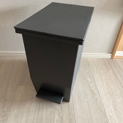 新品ゴミ箱