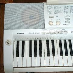 0514-112 CASIO　電子ピアノ　台付きの画像