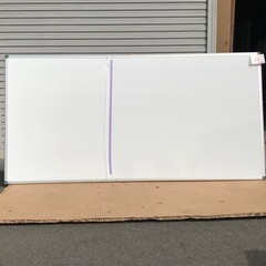 壁掛けホワイトボード