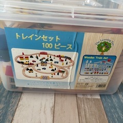 木のトレインセット