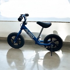 ストライダー AVIGO トレーニングバイク 