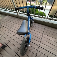 ストライダー AVIGO トレーニングバイク の画像