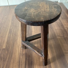 バリ家具 木製円形スツール 三脚式