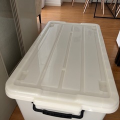 衣装ケース