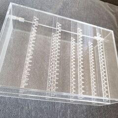 無印良品　アクリルネックレス・ピアスケース・見開きタイプ(ジュエ...