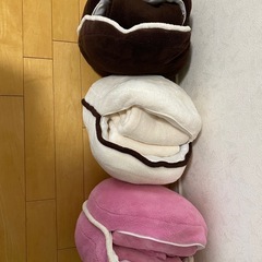 マカロン型クッション（ブランケット付）の画像