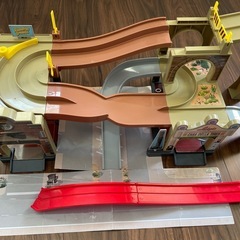 カーズ　トミカ　ラジエータースプリングス　　の画像