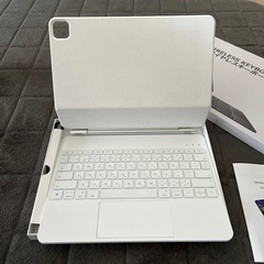 iPad13インチ用キーボード付きケース