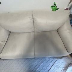 ソファー
