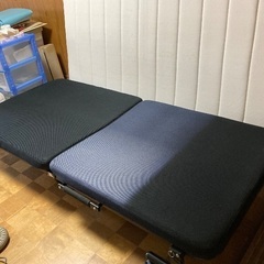 折りたたみシングルベッド