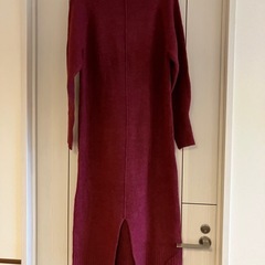 GU Mサイズ　ロング　ニット　ワンピースの画像
