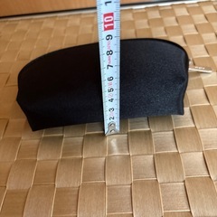 新品未使用　BUENO ポーチ　黒の画像