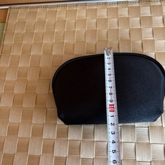 新品未使用　BUENO ポーチ　黒の画像