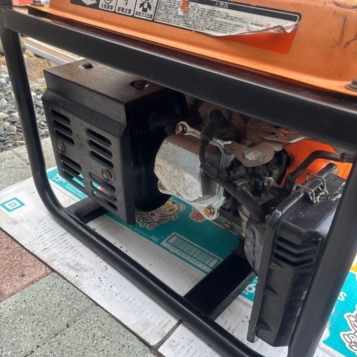 発電機　EG-2000 ナカトミ