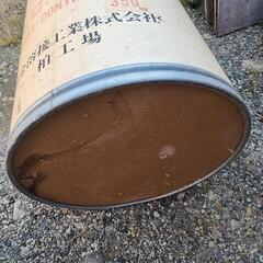 25年7月末処分　ファイバードラム　丸い大きな入れ物　直径66cm  の画像