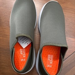 スニーカーの画像