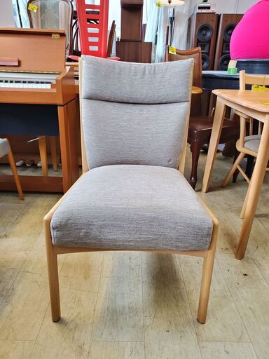 新品同様 ニトリ 木製チェア 折りたたみ椅子 天然 アカシア