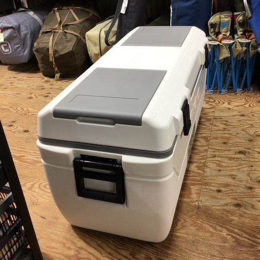 イグルー クーラーボックス マックスコールド 156L