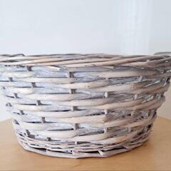 鉢カバー　花籠　アンティーク調の画像