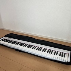 充電式電子ピアノ(ホワイト)