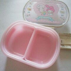 雑貨 ⑫ お弁当箱の画像