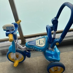 幼児三輪車の画像
