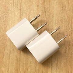 未使用+美品 2個セット　保護シート付 Apple純正 iPho...