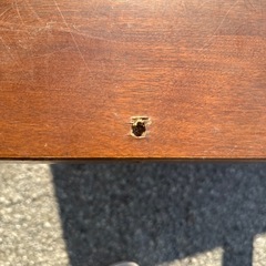 天板穴ありテーブル　茶　の画像