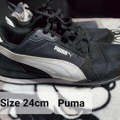 Puma プーマのスニーカー、サイズ24cm