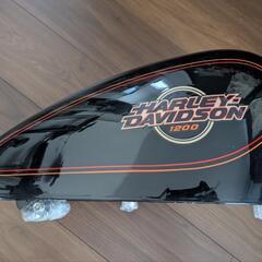 ハーレーXL1200　タンクの画像